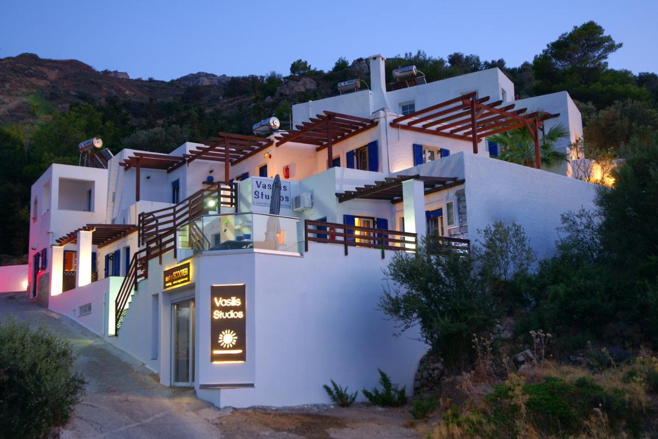 Vasilis Studios Myrties Exteriör bild
